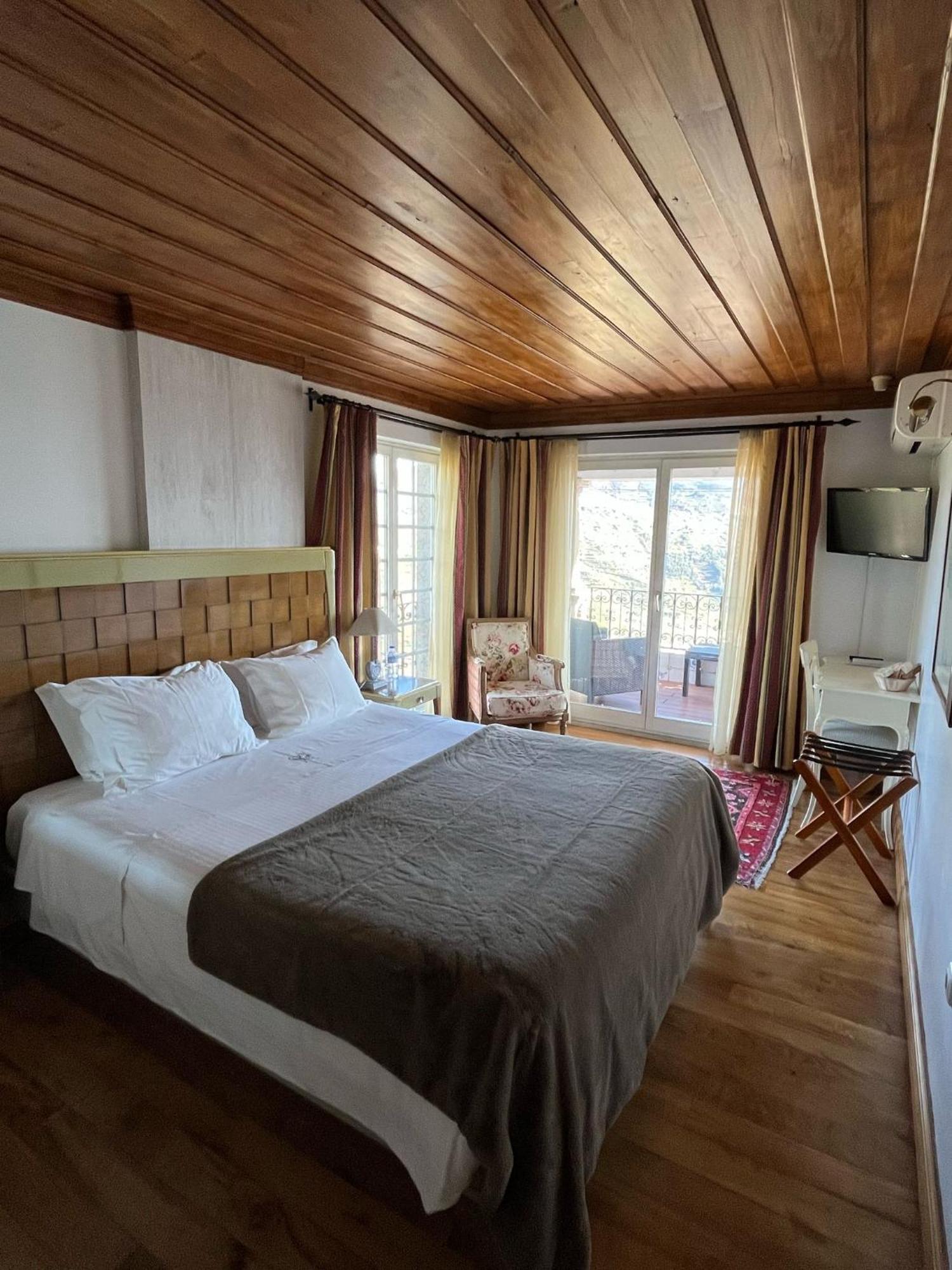Casa De Canilhas Mesão Frio Esterno foto